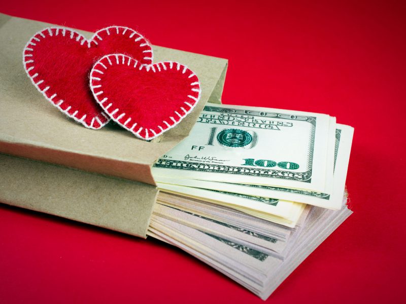 5 Budget-Friendly Ways to Romance Your Valentine 5 Budget-Friendly Ways to Romance Your Valentine